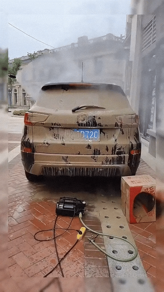 PISTOLET A EAU HAUTE PRESSION TRIPLES BATTERIES